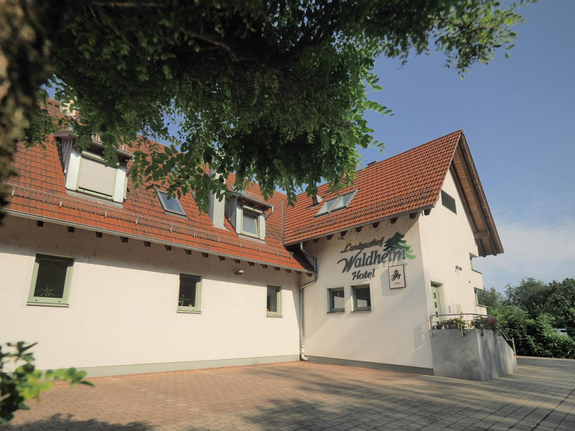 Landhotel Waldheim Pliezhausen Екстер'єр фото